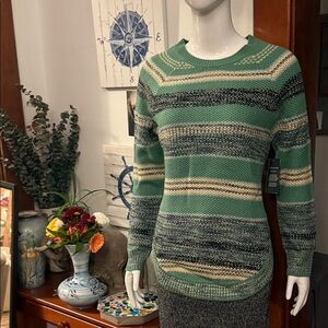 NWT Liverpool size XS Striped rounded hem with buttons Green and Beige Sweater